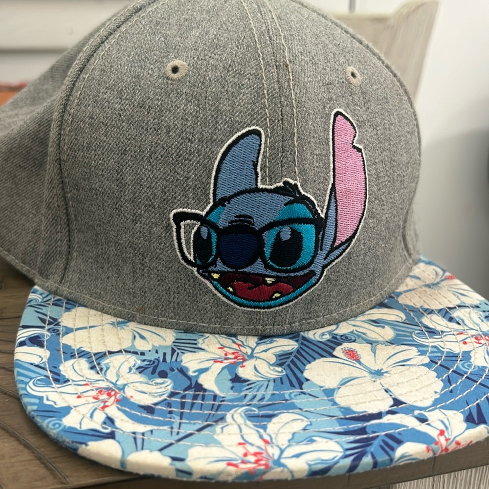 Disney Stitch snap back